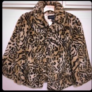 Faux Fur Leopard Jacket/Cape sz M